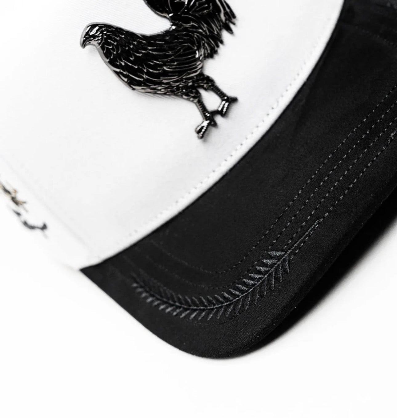 Gallo White BlK