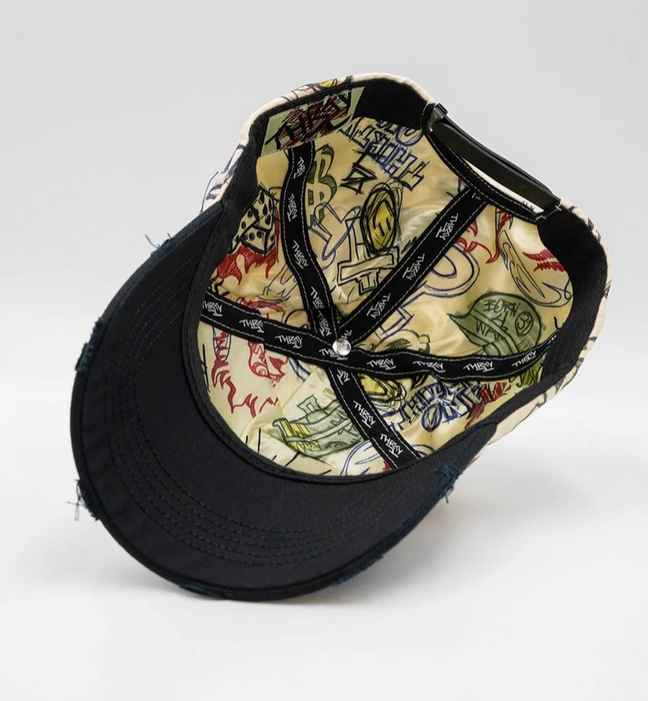 Takes notes x THIRTY ONE HATS