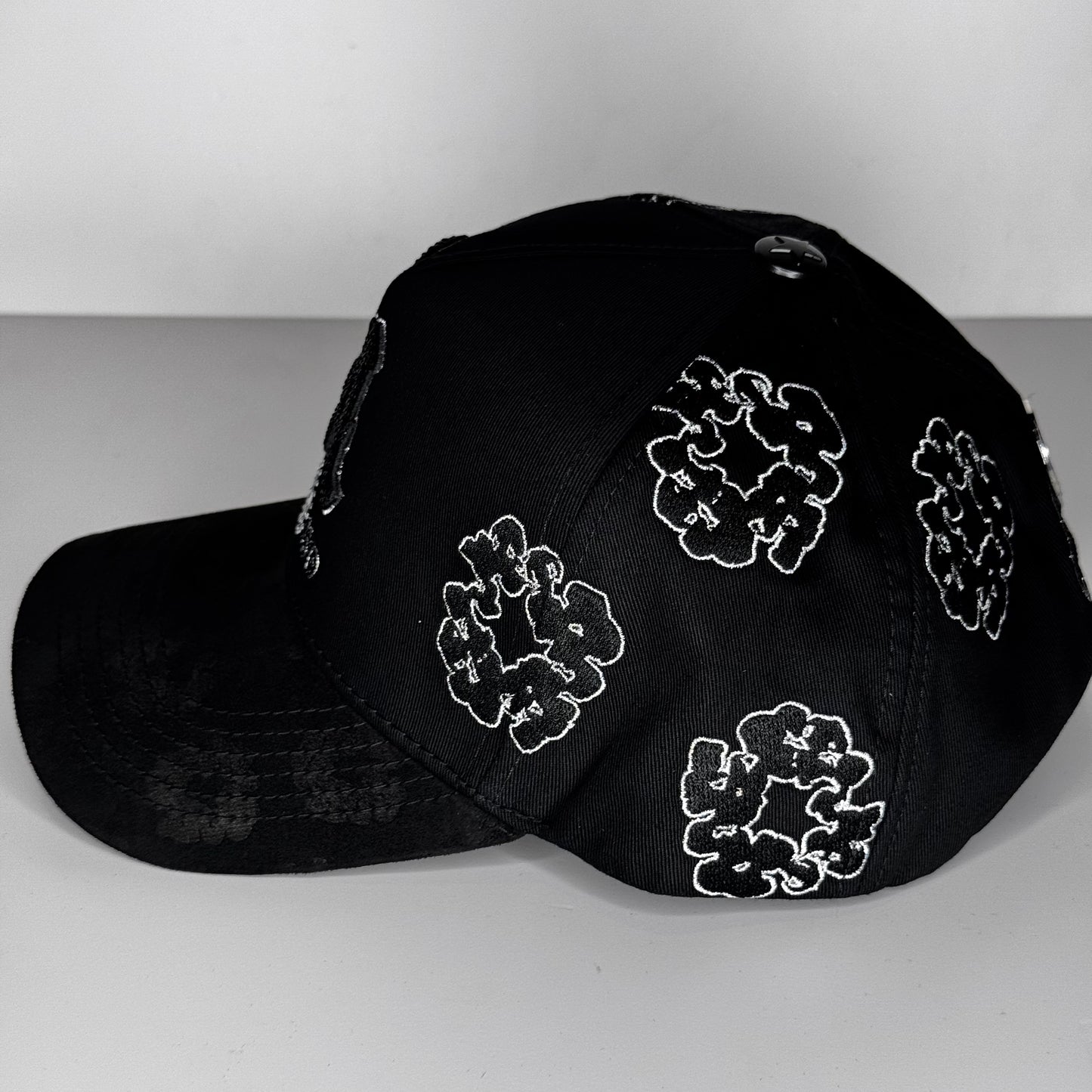 LA Nubes BLK Crystal White
