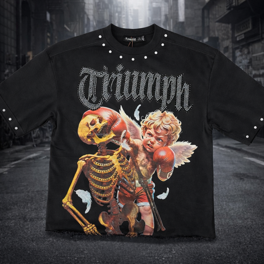 TRIUMPH BLK CROP TEE