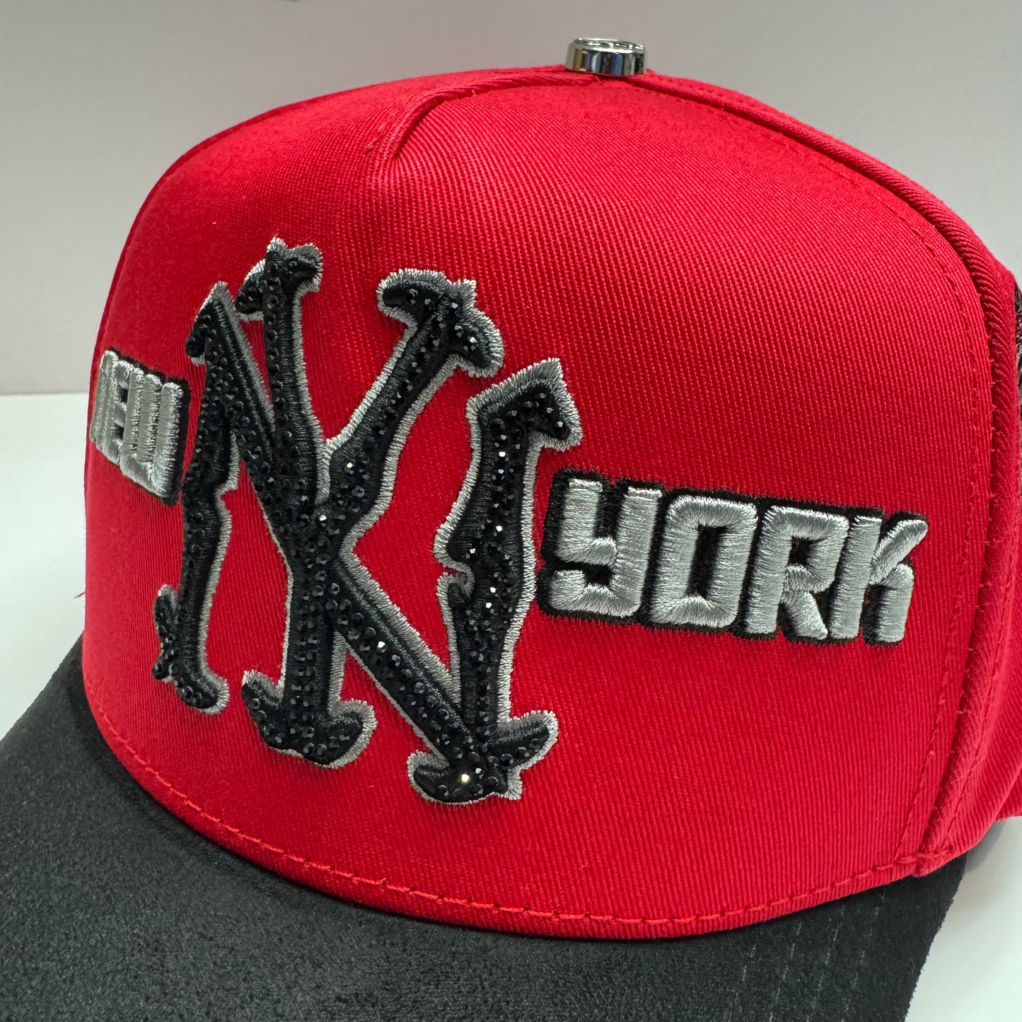 Ny Red BLK gray