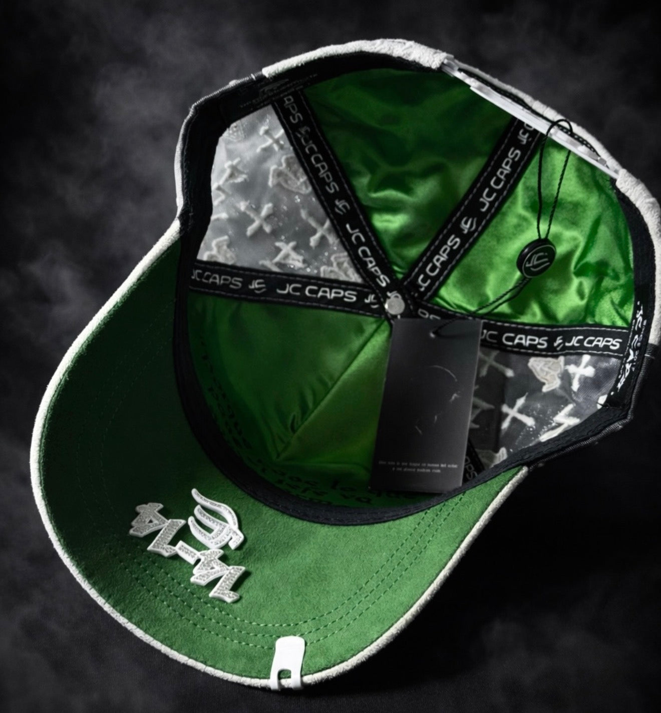 Exodo 14-14 white green