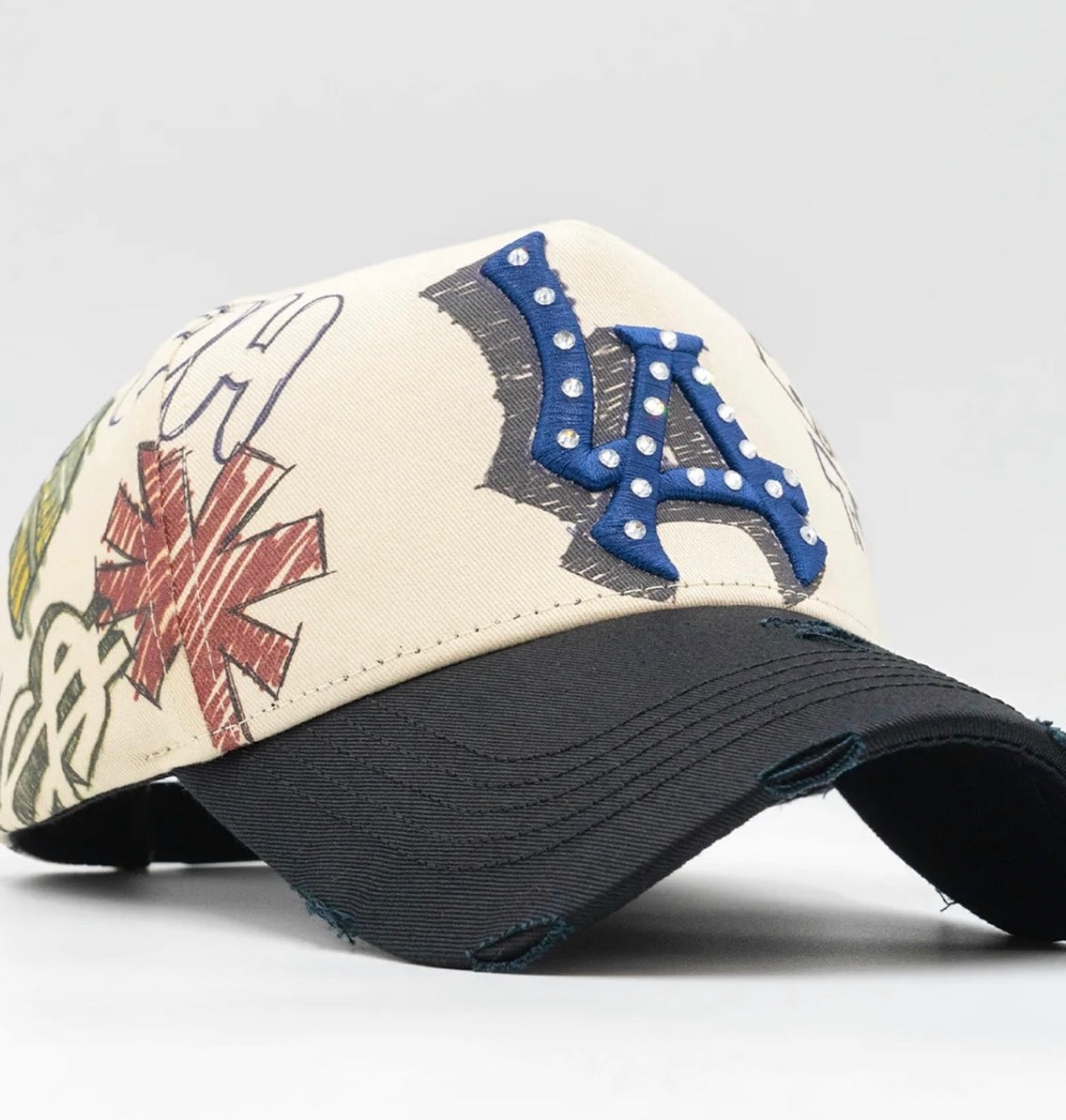 Takes notes x THIRTY ONE HATS